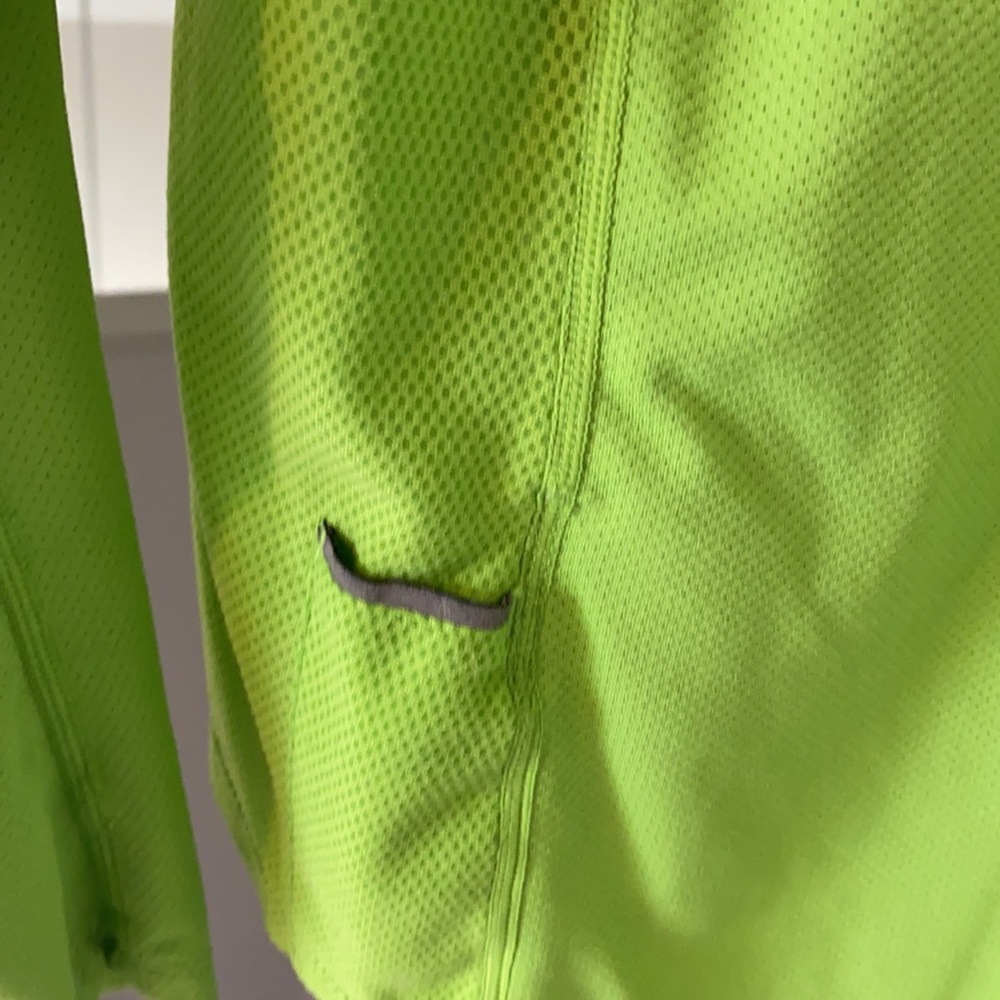 Nike Large Running Pullover - Picture 4 of 5